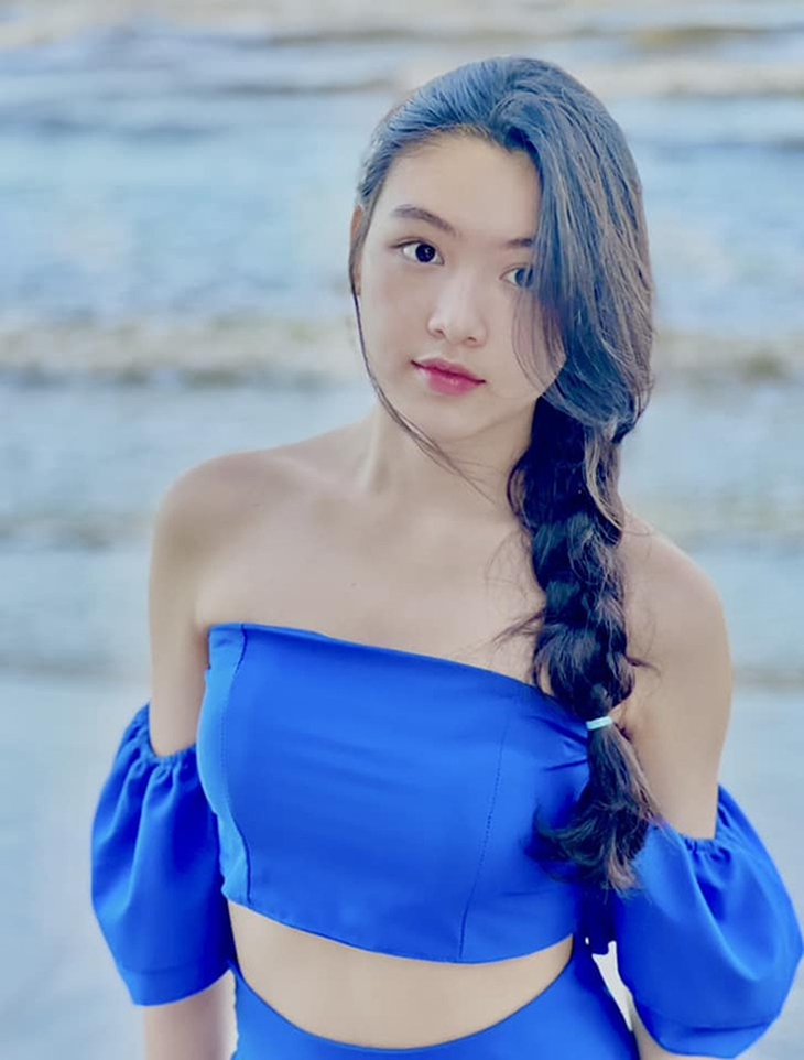 Bị khán giả chê khi lần đầu diễn catwalk, Lọ Lem - con gái MC Quyền Linh nói gì?- Ảnh 6. Bị khán giả chê khi lần đầu diễn catwalk, Lọ Lem - con gái MC Quyền Linh nói gì?- Ảnh 6.