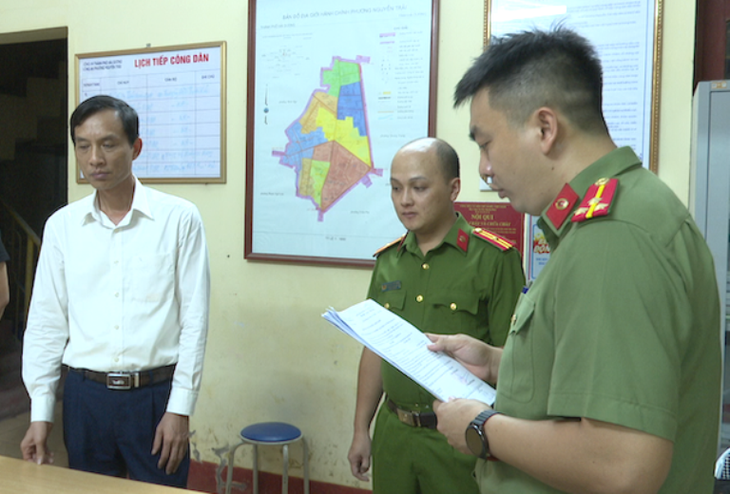 Cựu Chủ tịch Liên đoàn Lao động tỉnh Hải Dương bị truy tố về các tội danh nào?- Ảnh 1. Cựu Chủ tịch Liên đoàn Lao động tỉnh Hải Dương bị truy tố về các tội danh nào?- Ảnh 1.