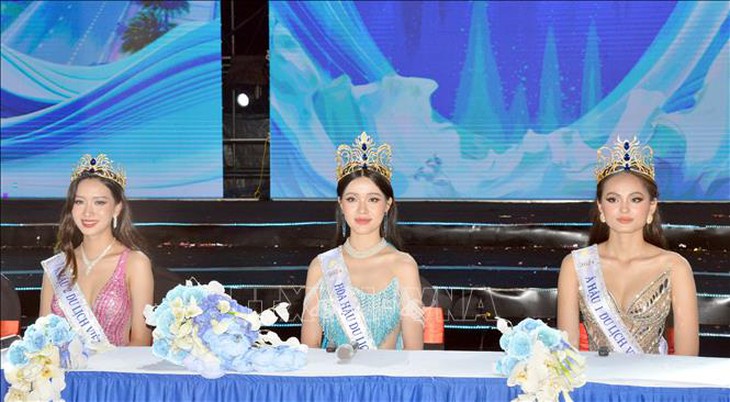 Phạm Thị Ngọc Quỳnh đăng quang Hoa hậu du lịch Việt Nam 2024- Ảnh 2. Phạm Thị Ngọc Quỳnh đăng quang Hoa hậu du lịch Việt Nam 2024- Ảnh 2.