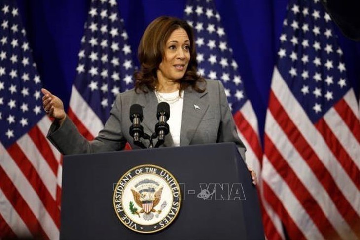 Bà K. Harris bác đề xuất tranh luận của cựu Tổng thống D. Trump- Ảnh 1.