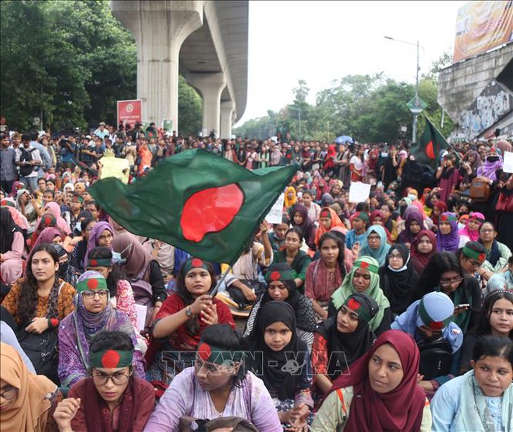 Bộ Ngoại giao khuyến cáo công dân Việt Nam về tình hình tại Bangladesh- Ảnh 1. Bộ Ngoại giao khuyến cáo công dân Việt Nam về tình hình tại Bangladesh- Ảnh 1.