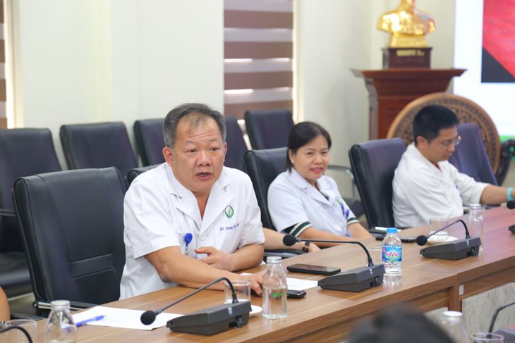 Lần đầu tiên Việt Nam ghép khí quản và phẫu thuật tạo hình thực quản hẹp hiếm gặp trong y văn- Ảnh 1. Lần đầu tiên Việt Nam ghép khí quản và phẫu thuật tạo hình thực quản hẹp hiếm gặp trong y văn- Ảnh 1.