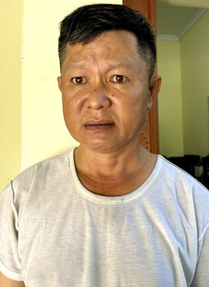 Trộm biển báo giao thông, Hạt phó Hạt Quản lý đường bộ bị bắt- Ảnh 1.