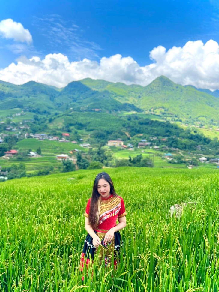 Vẻ đẹp siêu thực của Sa Pa mùa lúa xanh- Ảnh 3. Vẻ đẹp siêu thực của Sa Pa mùa lúa xanh- Ảnh 3.