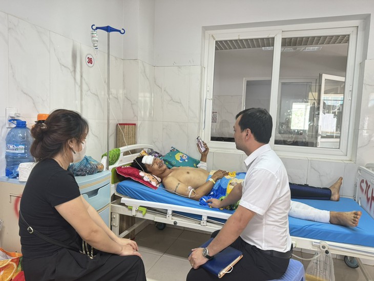 Lời kể trên giường bệnh của tài xế thoát chết vì tai nạn giao thông: ‘Tôi mong những người cầm lái hãy tuân thủ tốc độ’- Ảnh 1.