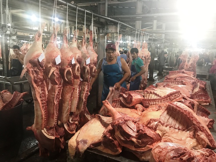 Dừng toàn bộ hoạt động giết mổ tại chợ đầu mối Bắc Thăng Long- Ảnh 1. Dừng toàn bộ hoạt động giết mổ tại chợ đầu mối Bắc Thăng Long- Ảnh 1.