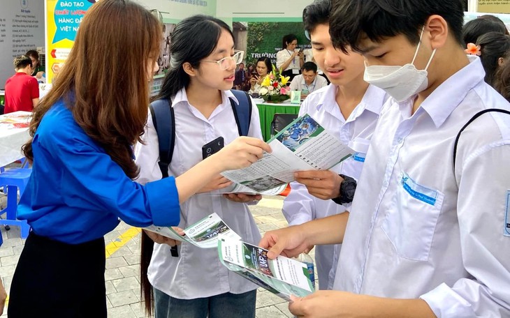 Trường đại học kiến nghị xem xét bỏ phương thức xét tuyển sớm
