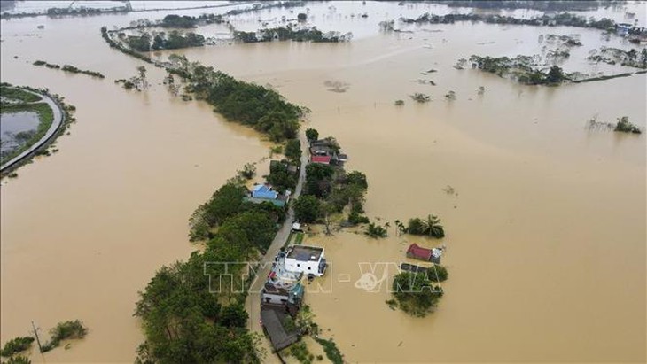 Hà Nội: Nước lũ sông Bùi lên mức báo động 3, vùng Chương Mỹ ngập nặng- Ảnh 2. Hà Nội: Nước lũ sông Bùi lên mức báo động 3, vùng Chương Mỹ ngập nặng- Ảnh 2.