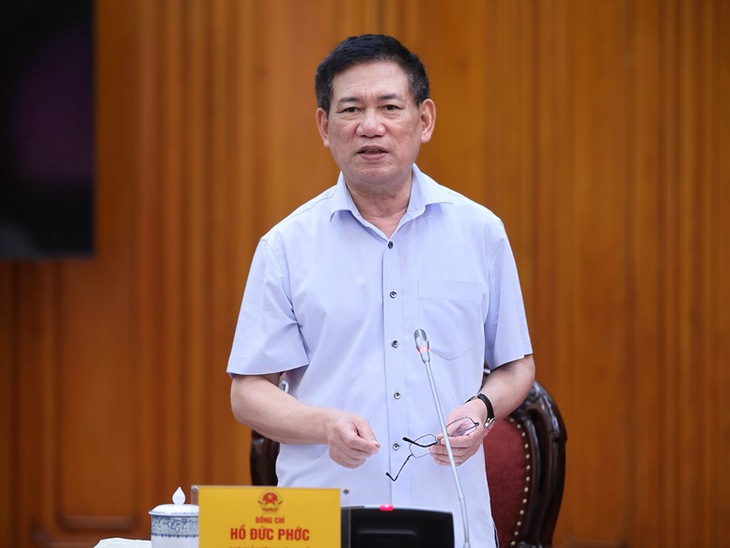 Thủ tướng: Tìm mọi biện pháp tiếp cận, hỗ trợ lương thực, nước uống cho người dân vùng bị chia cắt- Ảnh 2. Thủ tướng: Tìm mọi biện pháp tiếp cận, hỗ trợ lương thực, nước uống cho người dân vùng bị chia cắt- Ảnh 2.