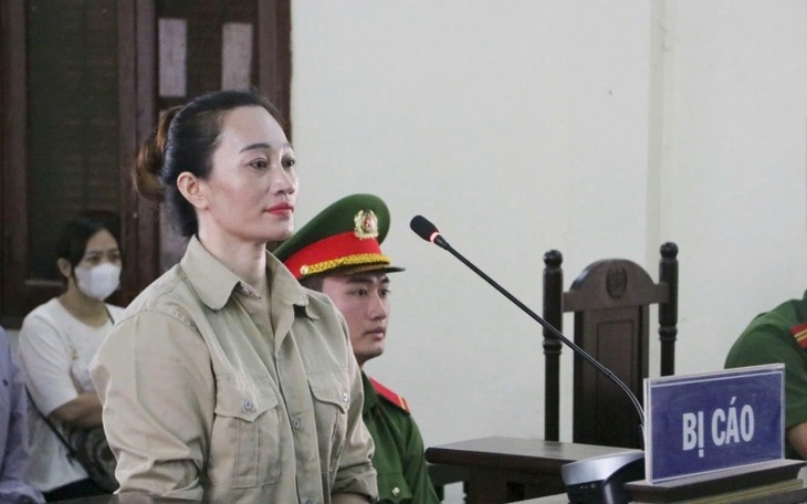 "Cô đồng bổ cau đúng nhận sai cãi" lĩnh án tội lừa đảo