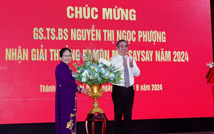Lãnh đạo TPHCM chúc mừng GS.TS.BS Nguyễn Thị Ngọc Phượng nhận giải "Nobel châu Á"