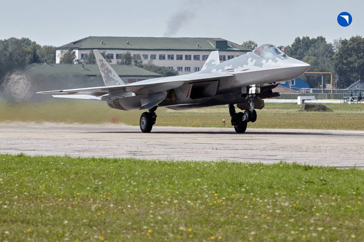 Nga mở rộng sản xuất hàng loạt máy bay chiến đấu Su-57 thế hệ 5- Ảnh 1. Nga mở rộng sản xuất hàng loạt máy bay chiến đấu Su-57 thế hệ 5- Ảnh 1.