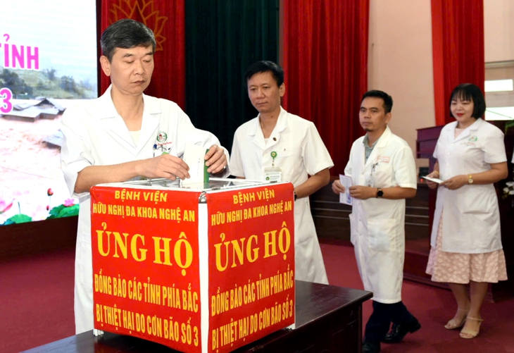 Bệnh viện Hữu nghị đa khoa Nghệ An ủng hộ hơn 500 triệu đồng cho đồng bào khắc phục hậu quả cơn bão số 3- Ảnh 3. Bệnh viện Hữu nghị đa khoa Nghệ An ủng hộ hơn 500 triệu đồng cho đồng bào khắc phục hậu quả cơn bão số 3- Ảnh 3.