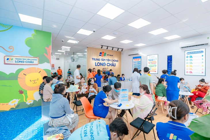 Tiêm chủng Long Châu là điểm tiêm ngừa miễn phí trong chiến dịch phòng chống dịch sởi tại TP.HCM- Ảnh 1. Tiêm chủng Long Châu là điểm tiêm ngừa miễn phí trong chiến dịch phòng chống dịch sởi tại TP.HCM- Ảnh 1.