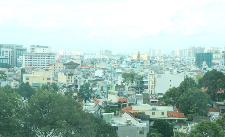 Một số vùng ngoại thành được điều chỉnh giá đất tăng nhiều lần. Ảnh: Xuân Dự