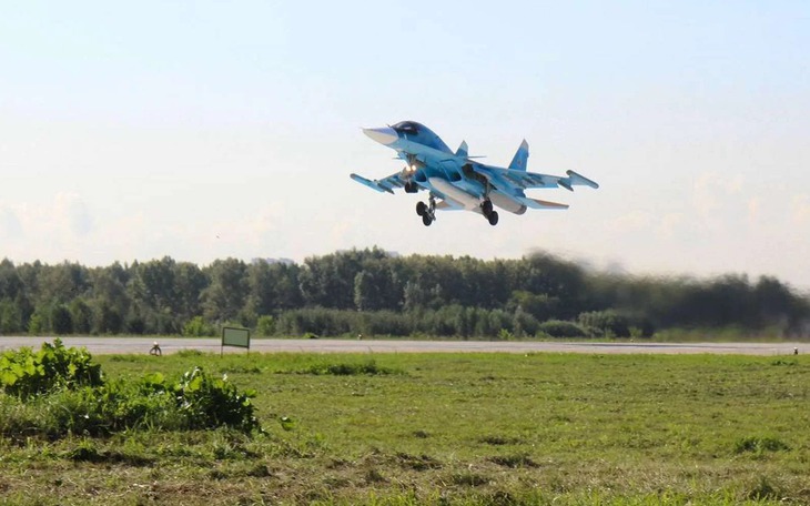 Không quân Nga nhận lô tiêm kích Su-34 mới