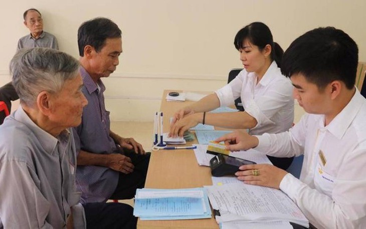 BHXH có bộ máy mới, lương hưu, quyền lợi BHYT có bị ảnh hưởng gì không?- Ảnh 1. BHXH có bộ máy mới, lương hưu, quyền lợi BHYT có bị ảnh hưởng gì không?- Ảnh 1.