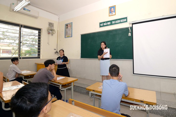 Hà Nội xử phạt 5 trường tuyển sinh lớp 10 vượt chỉ tiêu- Ảnh 1.