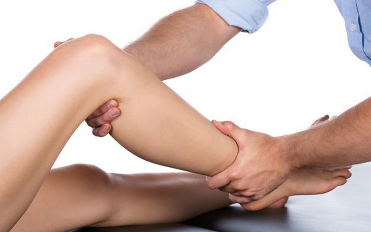 Viêm khớp phản ứng: Nguyên nhân, triệu chứng, phòng bệnh và cách điều trị