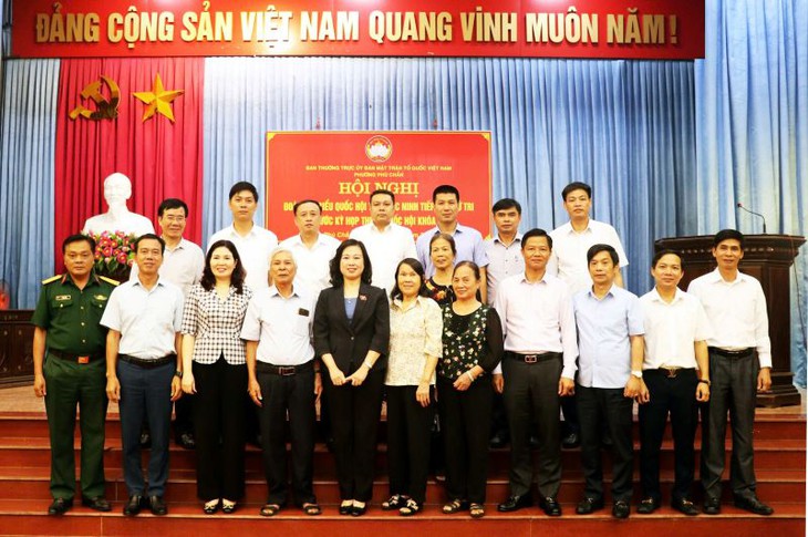 Bộ trưởng Bộ Y tế Đào Hồng Lan tiếp xúc cử tri tại TP Từ Sơn, Bắc Ninh- Ảnh 1.