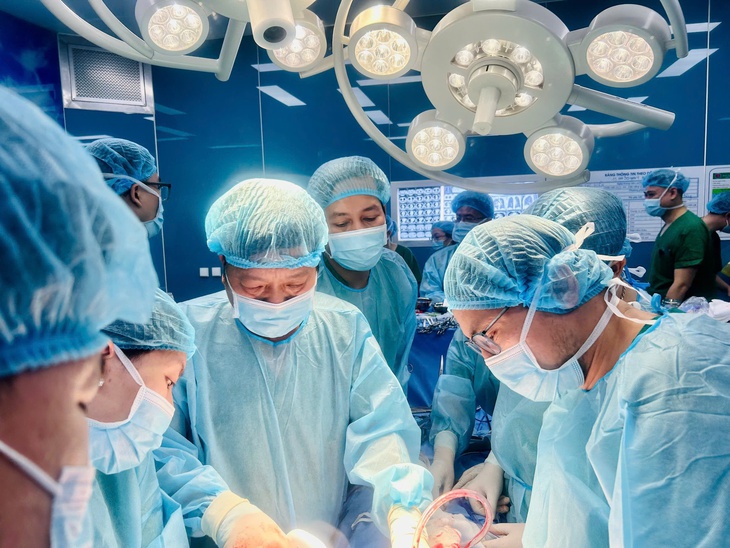 Xúc động cuộc hội ngộ của những bệnh nhân sau ghép phổi- Ảnh 5. Xúc động cuộc hội ngộ của những bệnh nhân sau ghép phổi- Ảnh 5.