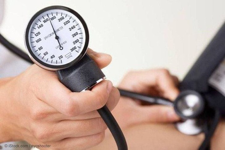 Nguyên nhân gây tăng huyết áp đột ngột và cách phòng- Ảnh 1. Nguyên nhân gây tăng huyết áp đột ngột và cách phòng- Ảnh 1.