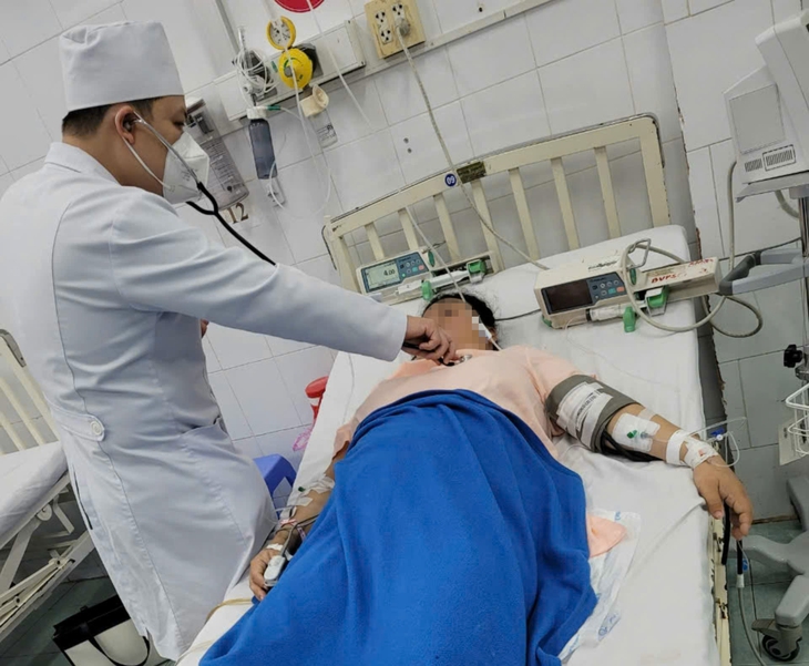 Cứu thành công sản phụ bị tiền sản giật nặng, hội chứng HELLP- Ảnh 1.