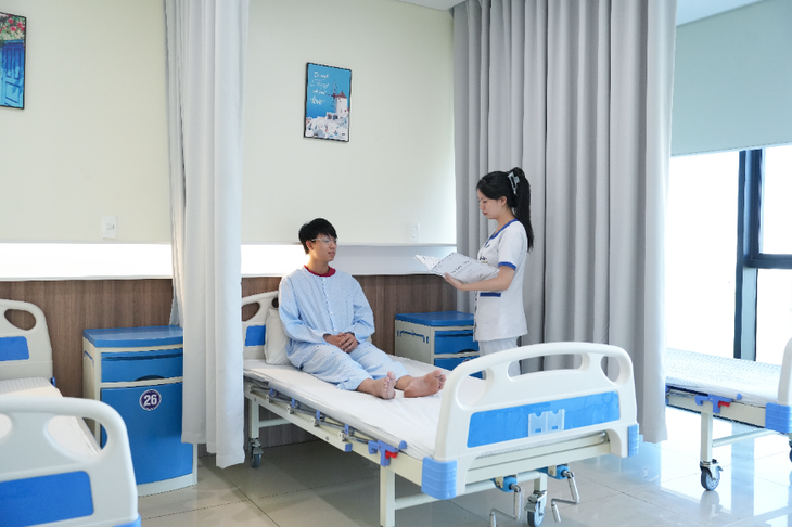 Bệnh viện đầu tiên của tỉnh Hà Nam được cấp phép mổ cận thị- Ảnh 7. Bệnh viện đầu tiên của tỉnh Hà Nam được cấp phép mổ cận thị- Ảnh 7.