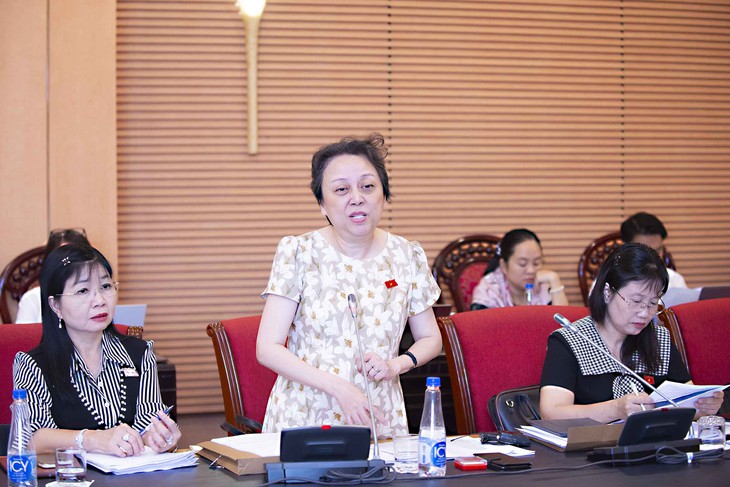 Ủy ban Xã hội thẩm tra dự án Luật sửa đổi, bổ sung một số điều của Luật BHYT- Ảnh 4. Ủy ban Xã hội thẩm tra dự án Luật sửa đổi, bổ sung một số điều của Luật BHYT- Ảnh 4.