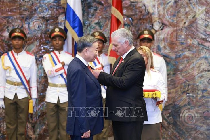 Tổng Bí thư, Chủ tịch nước Tô Lâm nhận Huân chương Jose Marti- Ảnh 2. Tổng Bí thư, Chủ tịch nước Tô Lâm nhận Huân chương Jose Marti- Ảnh 2.