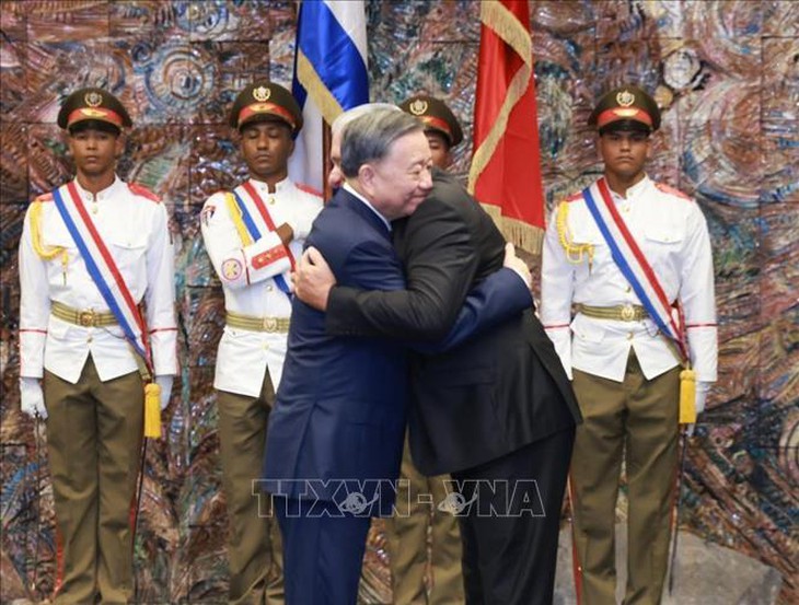 Tổng Bí thư, Chủ tịch nước Tô Lâm nhận Huân chương Jose Marti- Ảnh 4. Tổng Bí thư, Chủ tịch nước Tô Lâm nhận Huân chương Jose Marti- Ảnh 4.