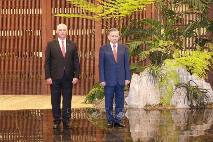 Bí thư Thứ nhất, Chủ tịch nước Cuba chủ trì Lễ đón chính thức Tổng Bí thư, Chủ tịch nước Tô Lâm- Ảnh 4. Bí thư Thứ nhất, Chủ tịch nước Cuba chủ trì Lễ đón chính thức Tổng Bí thư, Chủ tịch nước Tô Lâm- Ảnh 4.