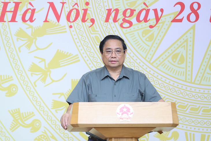 Thủ tướng mong người dân sớm ổn định, phục hồi sản xuất để thúc đẩy tăng trưởng sau bão số 3- Ảnh 2.