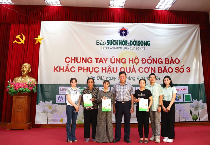 Đứng dậy sau giông bão (3): Triệu trái tim cùng nhịp đập- Ảnh 9. Đứng dậy sau giông bão (3): Triệu trái tim cùng nhịp đập- Ảnh 9.