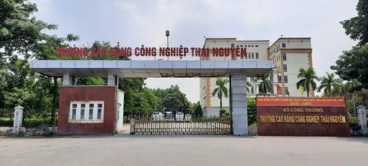Bộ Y tế điều 2 bệnh viện trung ương phối hợp tìm nguyên nhân học sinh trường Cao đẳng Công nghiệp Thái Nguyên nhập viện- Ảnh 1. Bộ Y tế điều 2 bệnh viện trung ương phối hợp tìm nguyên nhân học sinh trường Cao đẳng Công nghiệp Thái Nguyên nhập viện- Ảnh 1.
