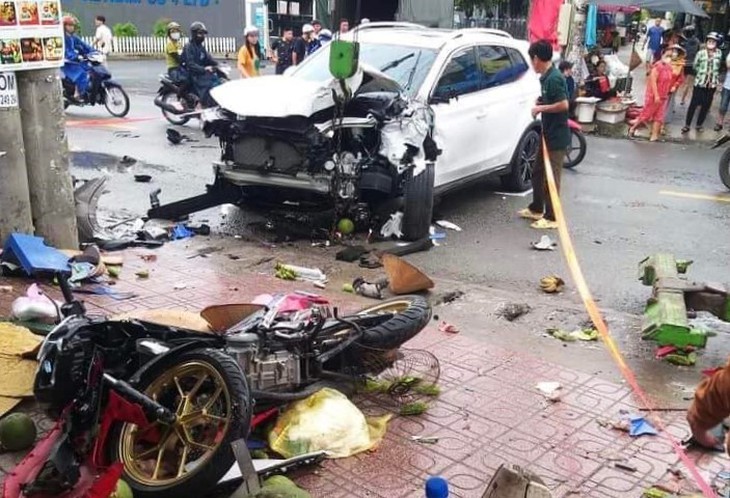 317 người thương vong vì TNGT sau 4 ngày nghỉ lễ 2/9- Ảnh 2. 317 người thương vong vì TNGT sau 4 ngày nghỉ lễ 2/9- Ảnh 2.