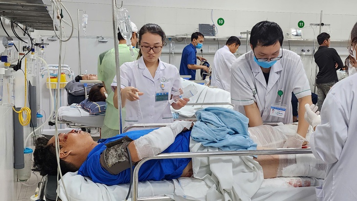 Gần 50% số ca cấp cứu ở Bệnh viện Việt Đức liên quan đến tai nạn giao thông- Ảnh 1. Gần 50% số ca cấp cứu ở Bệnh viện Việt Đức liên quan đến tai nạn giao thông- Ảnh 1.