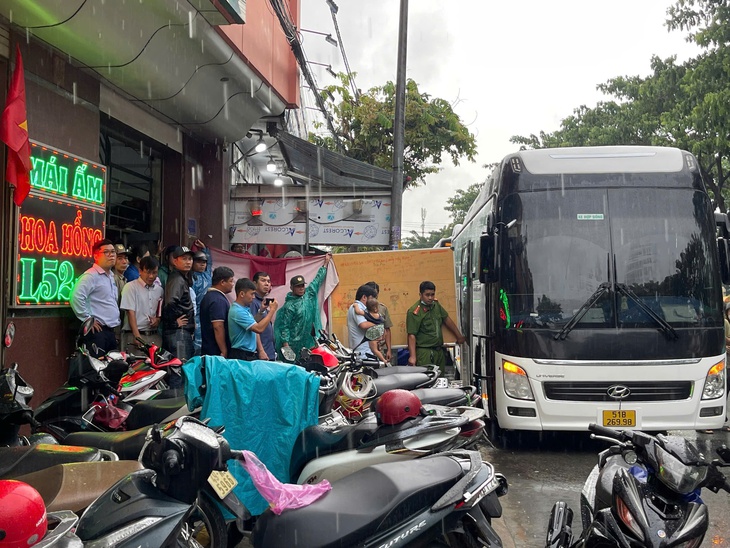 Vụ bạo hành trẻ ở Mái ấm Hoa Hồng: Xem xét nhanh chóng
khởi tố, đưa vụ án ra xét xử lưu động - Ảnh 1.