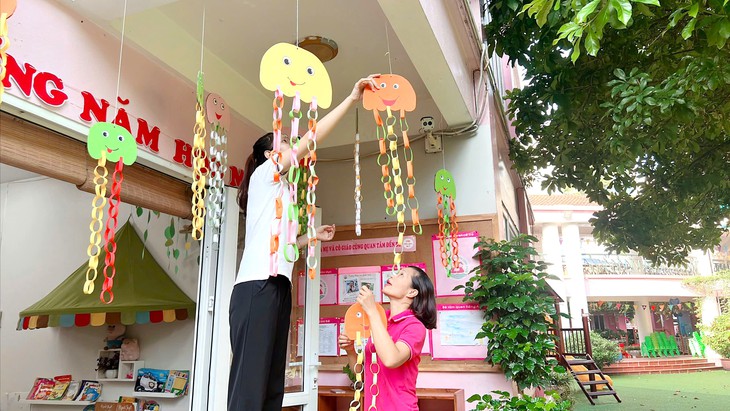 Trường học chuẩn bị sẵn sàng cho ngày khai giảng năm học mới- Ảnh 2. Trường học chuẩn bị sẵn sàng cho ngày khai giảng năm học mới- Ảnh 2.