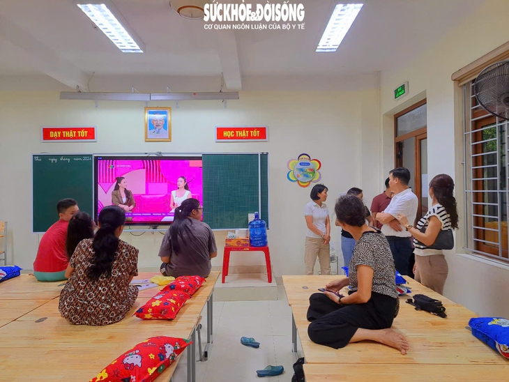 Hình ảnh tạm lánh trong bão số 3 của người dân Hải Phòng- Ảnh 5. Hình ảnh tạm lánh trong bão số 3 của người dân Hải Phòng- Ảnh 5.