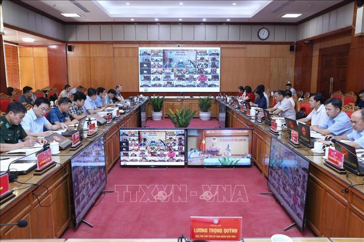 Khẩn trương di dời người dân khỏi khu vực nguy hiểm để tránh siêu bão- Ảnh 1. Khẩn trương di dời người dân khỏi khu vực nguy hiểm để tránh siêu bão- Ảnh 1.