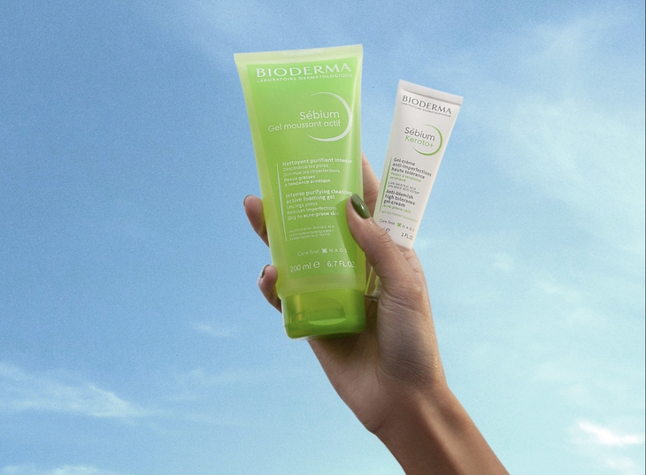 Bộ đôi chăm da mụn nhà BIODERMA có gì đặc biệt mà làn da dầu mụn không nên bỏ qua?- Ảnh 1.