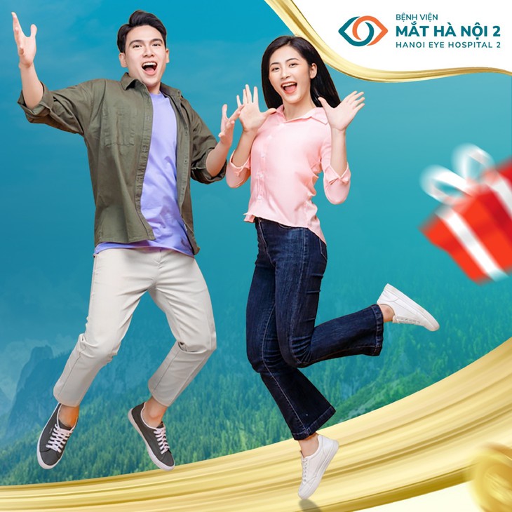 Mổ cận tại Mắt Hà Nội 2: Ngày vàng giá tốt- Ảnh 1.
