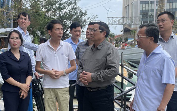 Thủ tướng đến Quảng Ninh, Hải Phòng chỉ đạo các biện pháp cấp bách khắc phục hậu quả bão số 3
