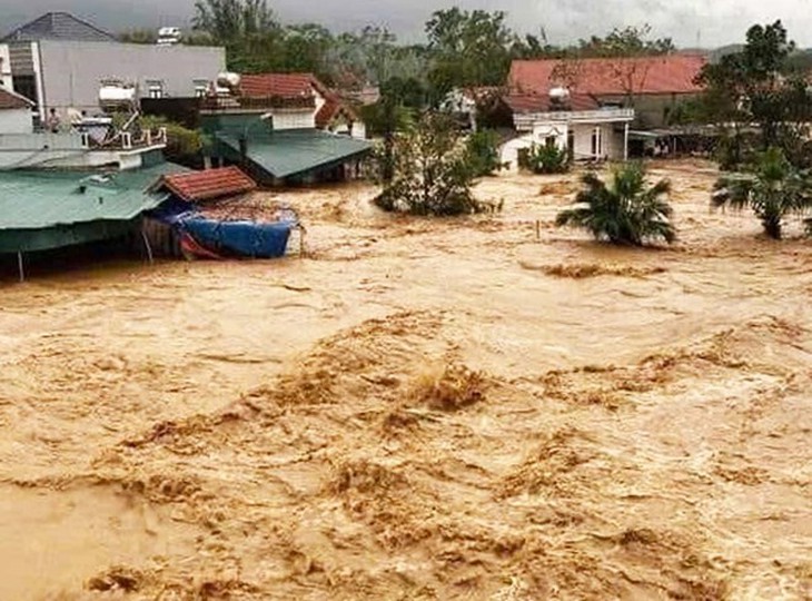Không để tội phạm lợi dụng bão lũ, thiên tai để hoạt động- Ảnh 1.