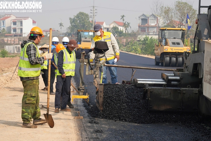 Xuyên Tết thi công đường Vành đai 4 vùng Thủ đô- Ảnh 1.