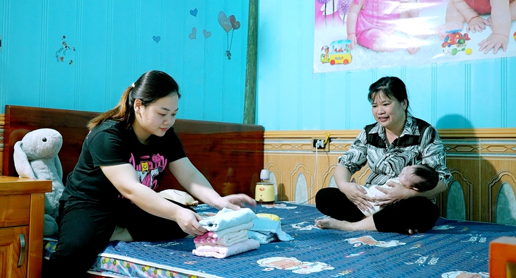 Người phụ nữ vượt qua những lời bàn tán ‘không biết đẻ', hạnh phúc được làm mẹ của 3 thiên thần nhỏ- Ảnh 1.