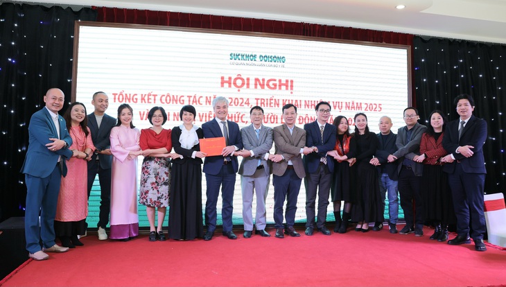 Loạt dấu ấn năm 2024 là tiền đề để Báo Sức khỏe và Đời sống bứt phá trong năm 2025- Ảnh 9. Loạt dấu ấn năm 2024 là tiền đề để Báo Sức khỏe và Đời sống bứt phá trong năm 2025- Ảnh 9.