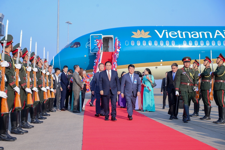 
Bộ trưởng Đào Hồng Lan tháp tùng Thủ tướng thăm Lào và tham dự Kỳ họp lần thứ 47 Ủy ban liên Chính phủ Việt Nam - Lào- Ảnh 1.
