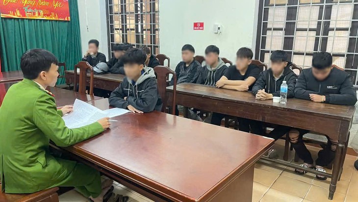 Nam thanh niên bị đa chấn thương vì nhóm đối thủ đuổi đánh- Ảnh 1.